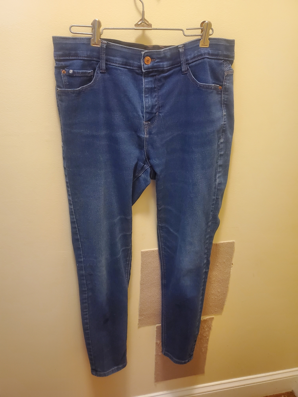 Classic Women's Dark Blue Stretch Jeans